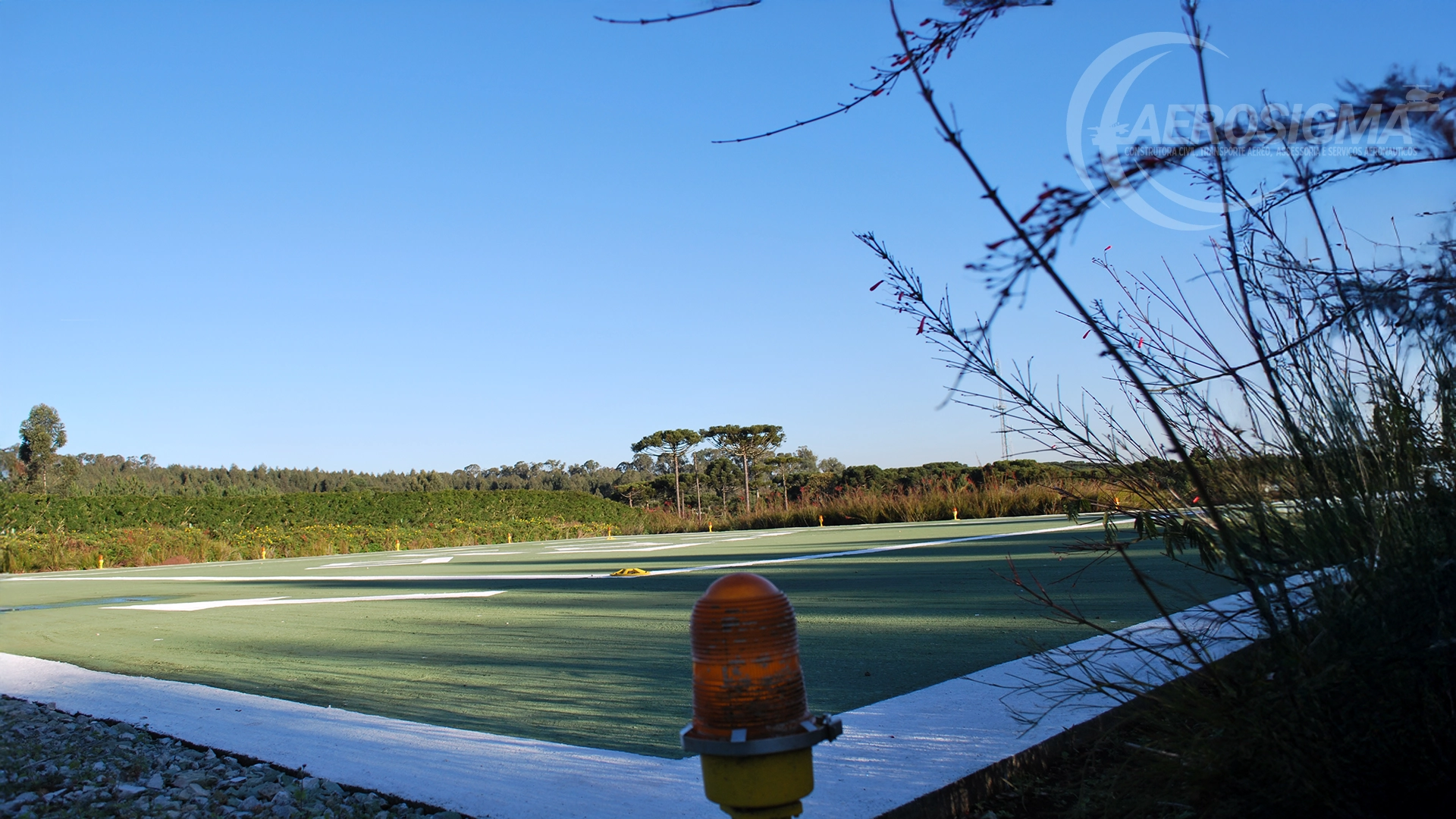 Pintura, Demarcação e Balizamento de Pistas e Helipontos